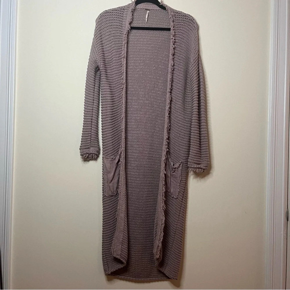 FREE PEOPLE Woodstock Boho Longlined Fringe Knit Pockets Cardigan - Picture 3 of 11